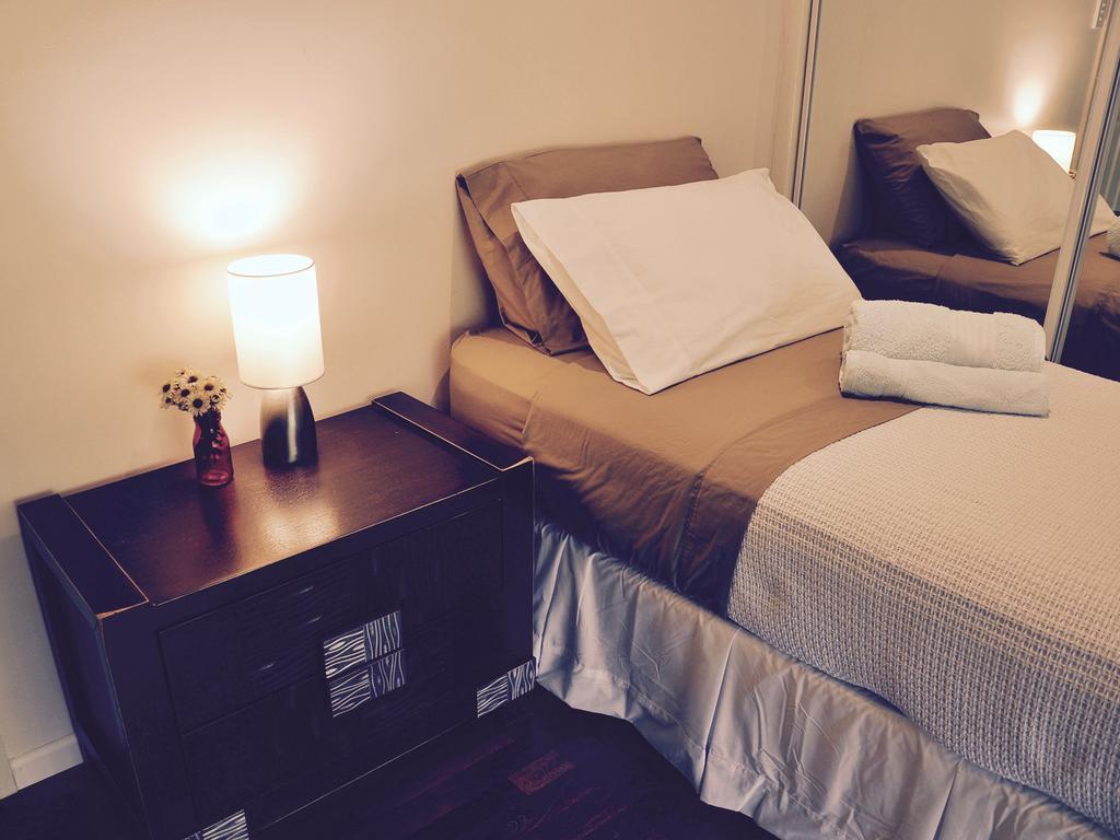 Tl Warmest Homestay Голд-Кост Экстерьер фото